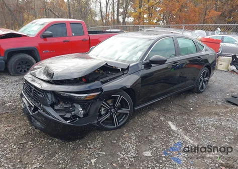 2025 Honda Accord Hybrid Sport z USA, uszkodzony, nr VIN 1HGCY2F52SA009611
